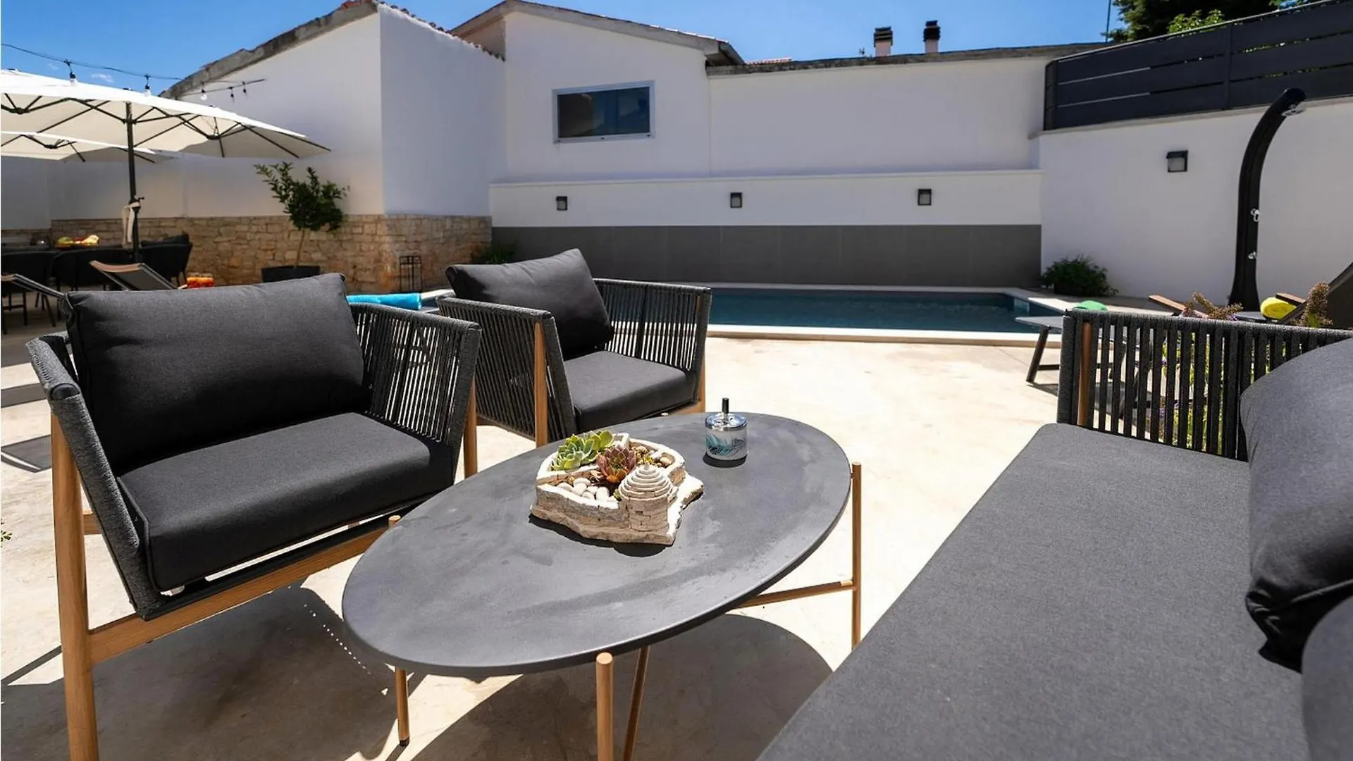 Larisa Apartment Tar-Vabriga