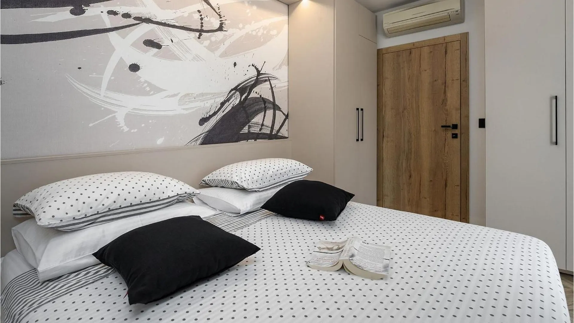 Larisa Apartment Tar-Vabriga 0*,  Croatia