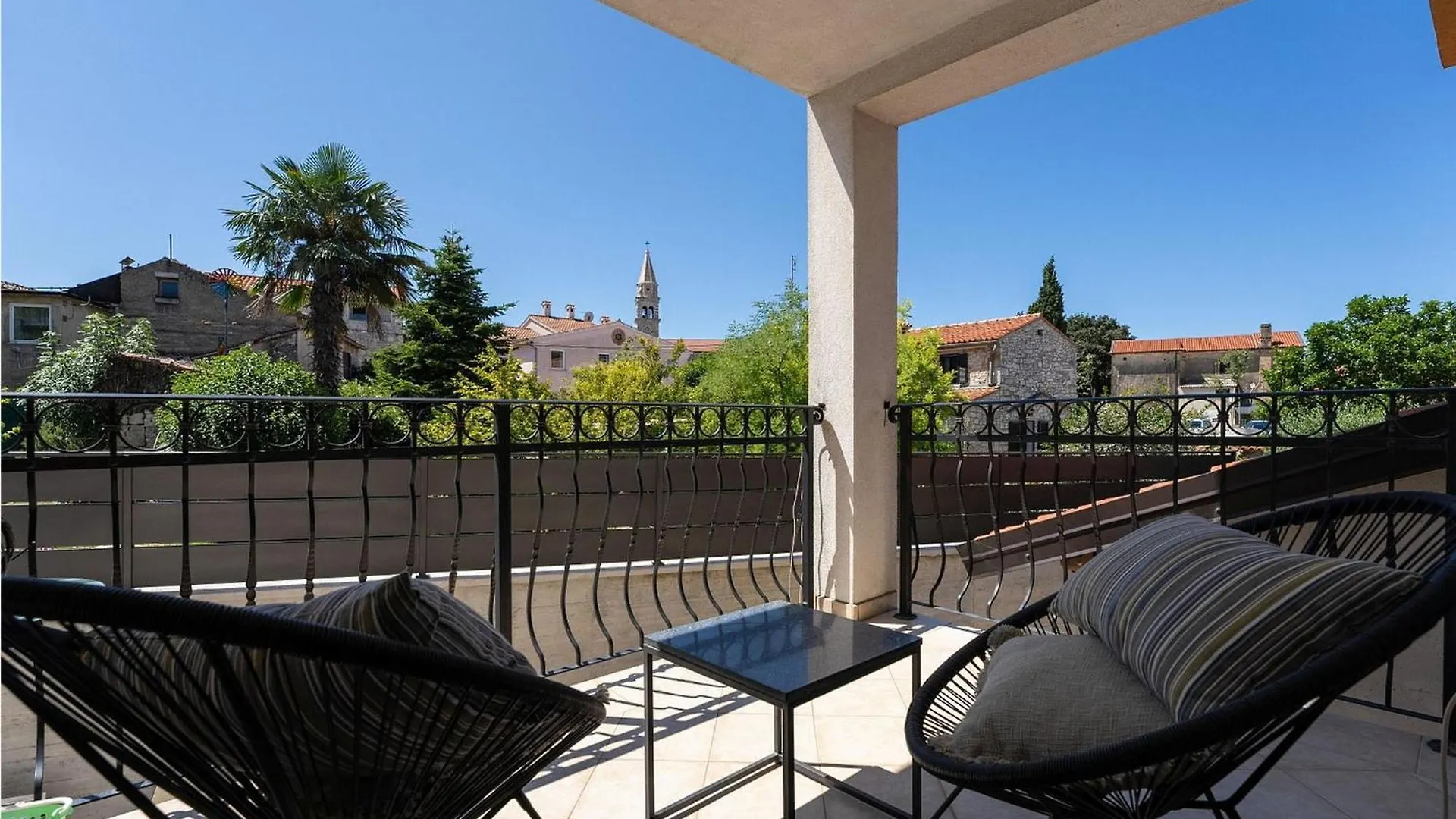 Larisa Apartment Tar-Vabriga