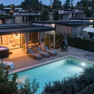 5* Kompleks wypoczynkowy Premium Homes Santa Marina, Lanterna